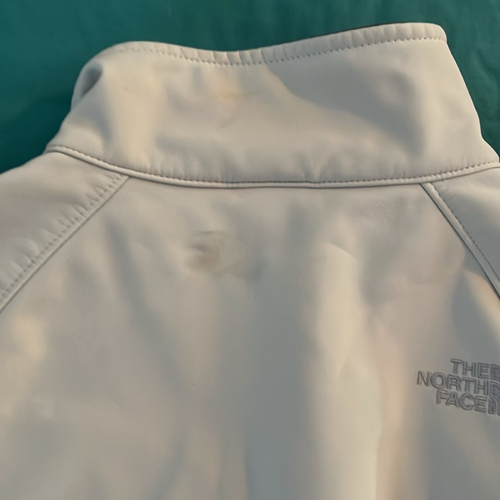 Women’s north face jacket size large - Picture 6 of 7